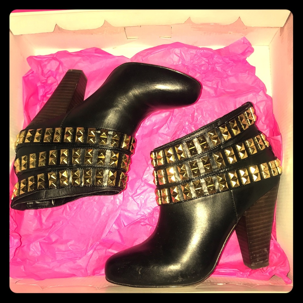 Betsy Johnson Booties